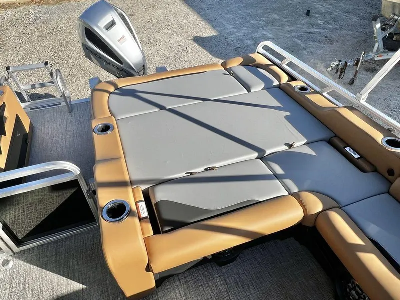 Slide: The Image of Avalon Venture 85 23' Versatile Rear Bench - Triple Toon - IN STOCK 2025 - 15