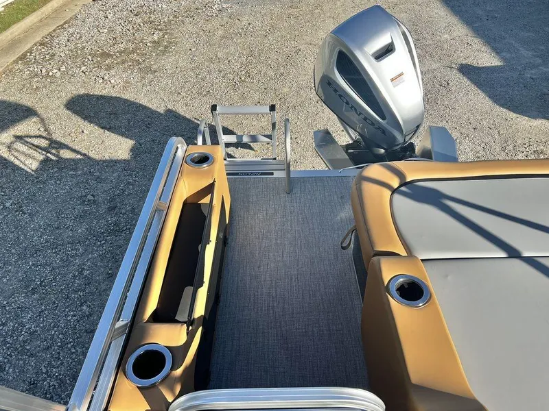 Slide: The Image of Avalon Venture 85 23' Versatile Rear Bench - Triple Toon - IN STOCK 2025 - 17