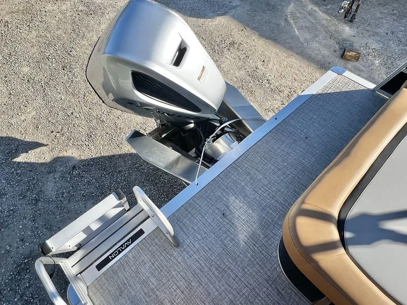 Slide: The Image of Avalon Venture 85 23' Versatile Rear Bench - Triple Toon - IN STOCK 2025 - 18