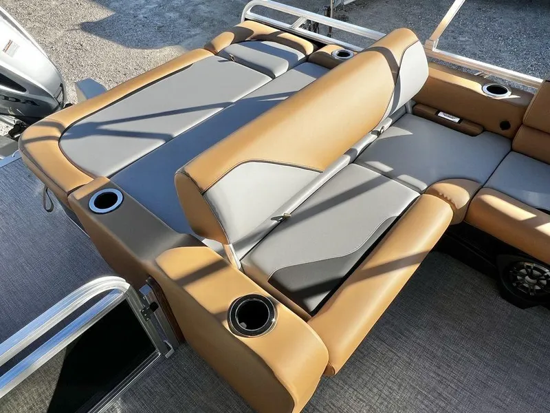 Slide: The Image of Avalon Venture 85 23' Versatile Rear Bench - Triple Toon - IN STOCK 2025 - 19