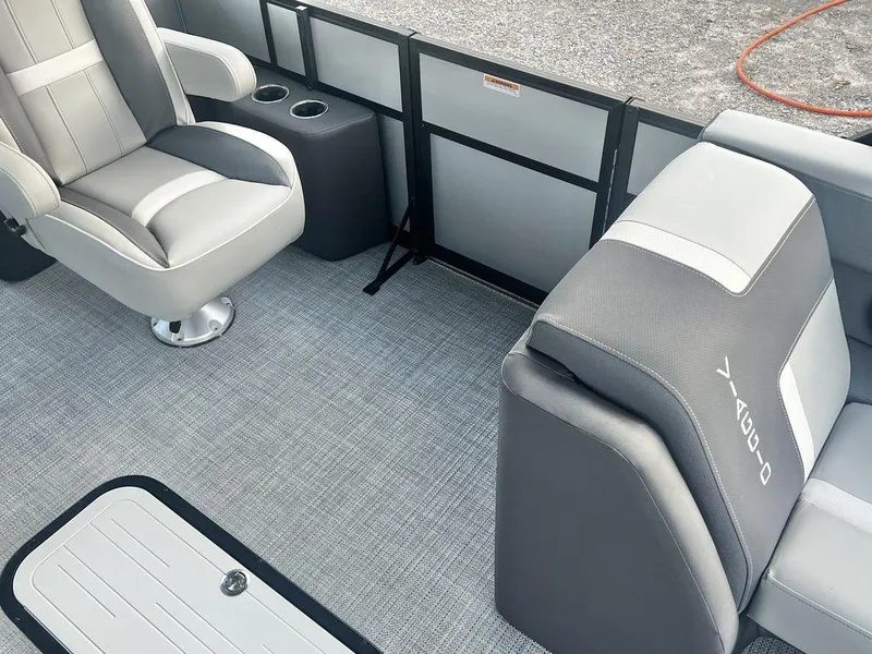 Slide: The Image of Viaggio Lago X 22' U (Quad Lounge) Triple-Toon - IN STOCK 2025 - 12