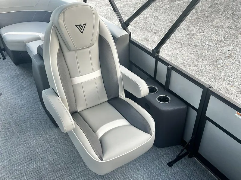 Slide: The Image of Viaggio Lago X 22' U (Quad Lounge) Triple-Toon - IN STOCK 2025 - 14