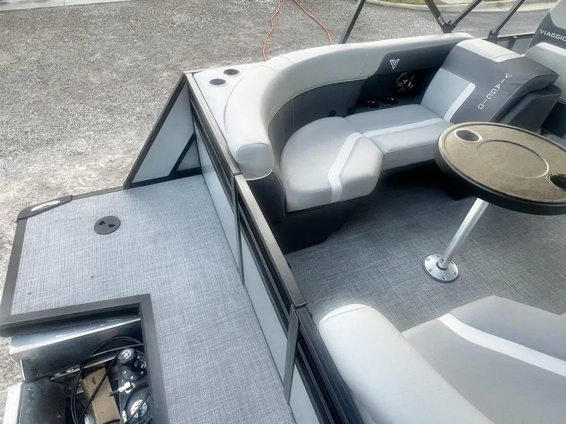 Slide: The Image of Viaggio Lago X 22' U (Quad Lounge) Triple-Toon - IN STOCK 2025 - 19