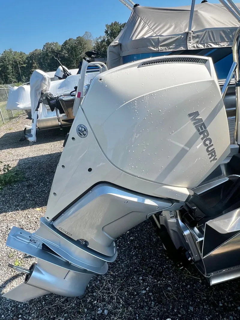 Slide: The Image of Avalon Catalina 25' Entertainer Triple Toon - IN STOCK! Pictures Soon! 2025 - 26