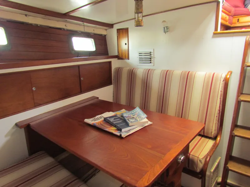 Slide: The Image of Custom Bald Mountain Boat Works 1970 - 37