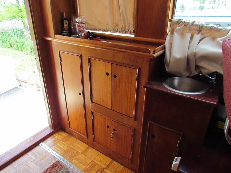 Slide: The Image of Custom Bald Mountain Boat Works 1970 - 58