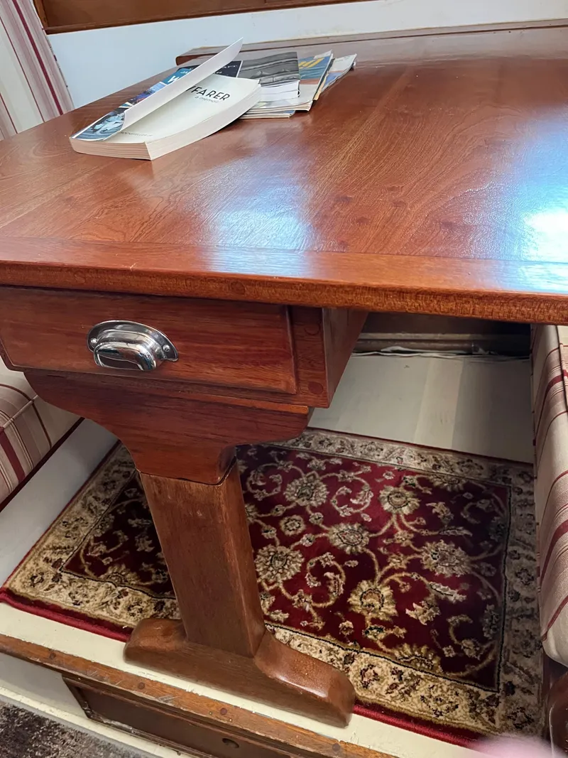 Slide: The Image of Custom Bald Mountain Boat Works 1970 - 69