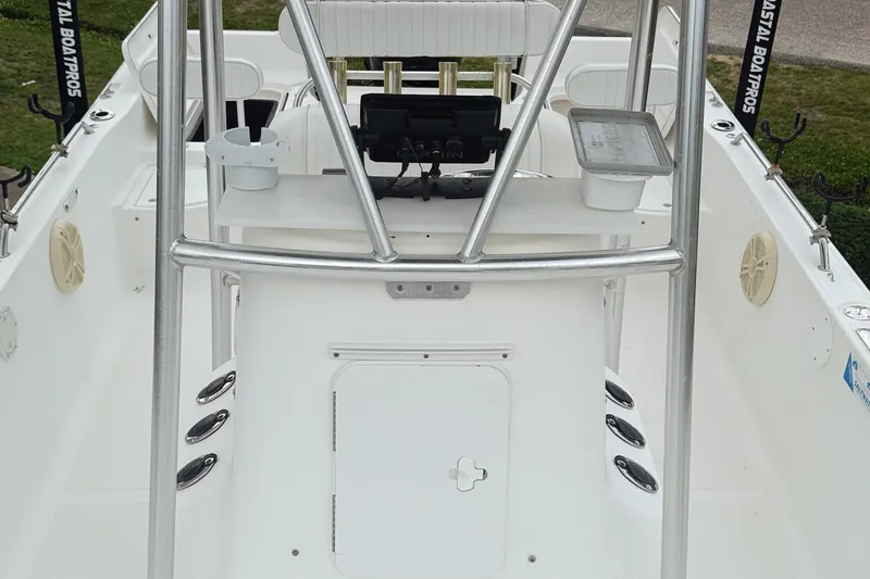 Slide: The Image of 2005 Sea Fox 245 Bay Fisher boat interior with console and seating. - 8