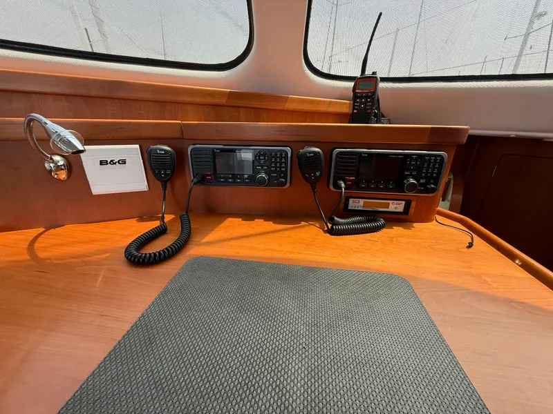 Slide: The Image of Antares 44GS 2021 - 103