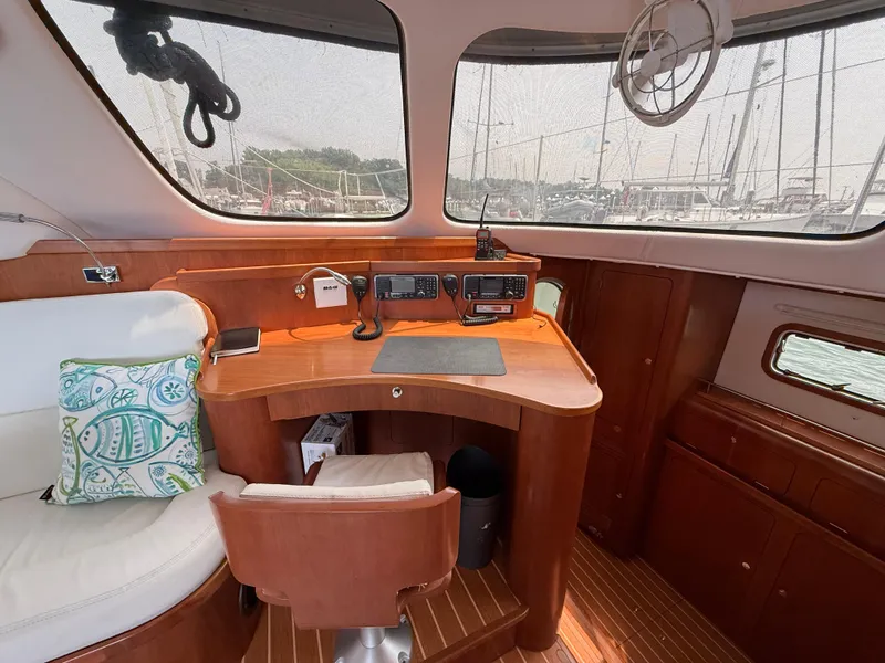 Slide: The Image of Antares 44GS 2021 - 104