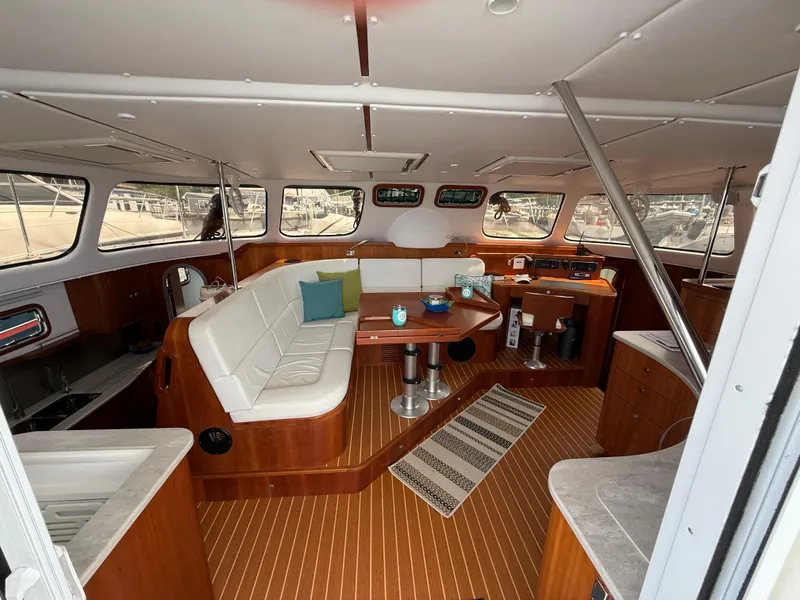 Slide: The Image of Antares 44GS 2021 - 106