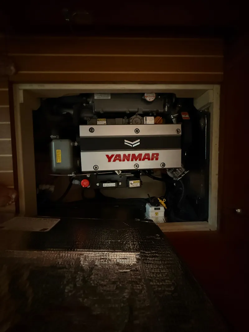 Slide: The Image of Antares 44GS 2021 - 50