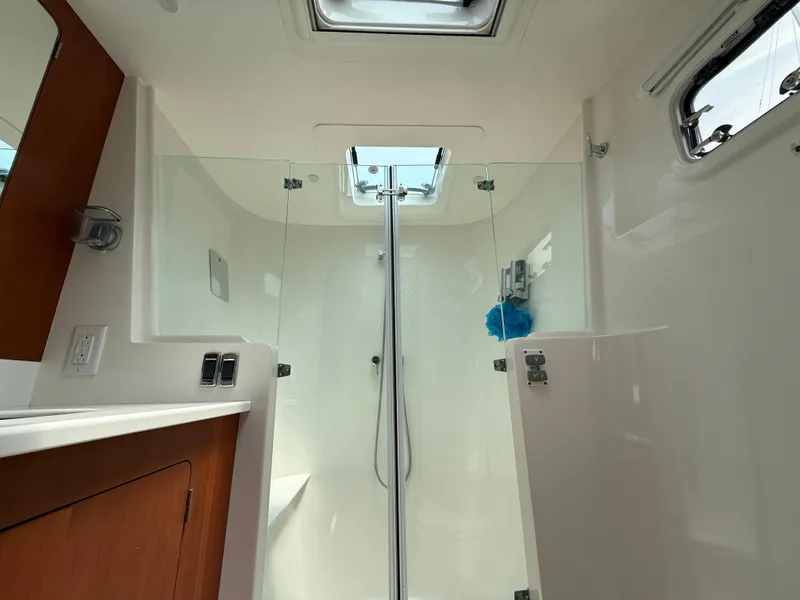 Slide: The Image of Antares 44GS 2021 - 57