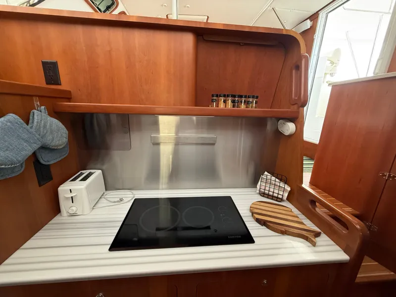 Slide: The Image of Antares 44GS 2021 - 83