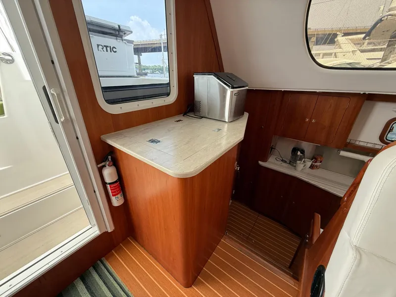 Slide: The Image of Antares 44GS 2021 - 95