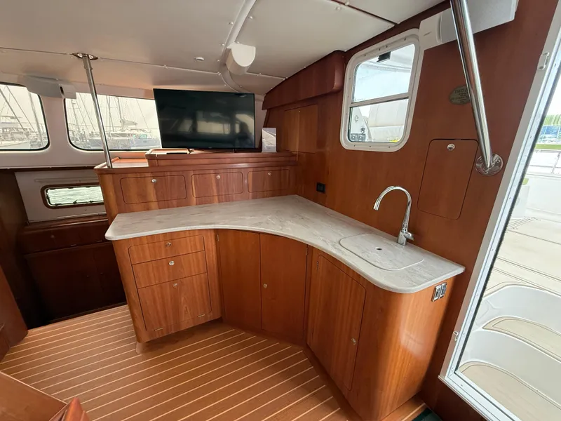 Slide: The Image of Antares 44GS 2021 - 99