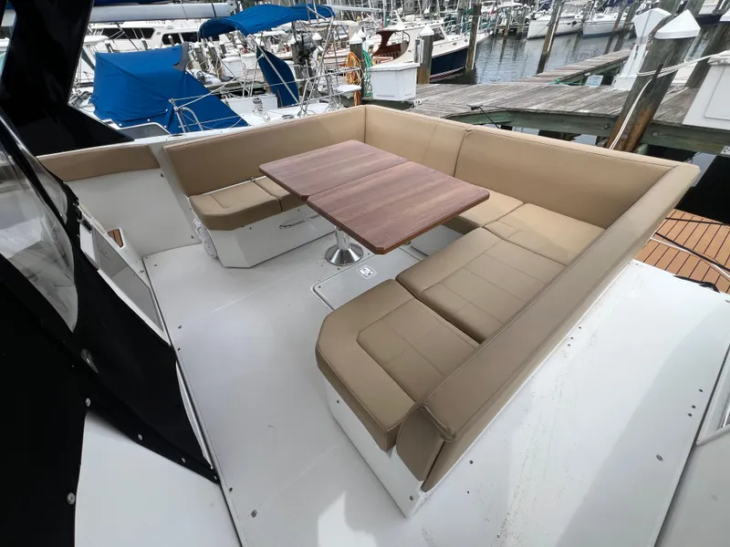 Slide: The Image of Cruisers 39 Express Coupe 2017 - 16