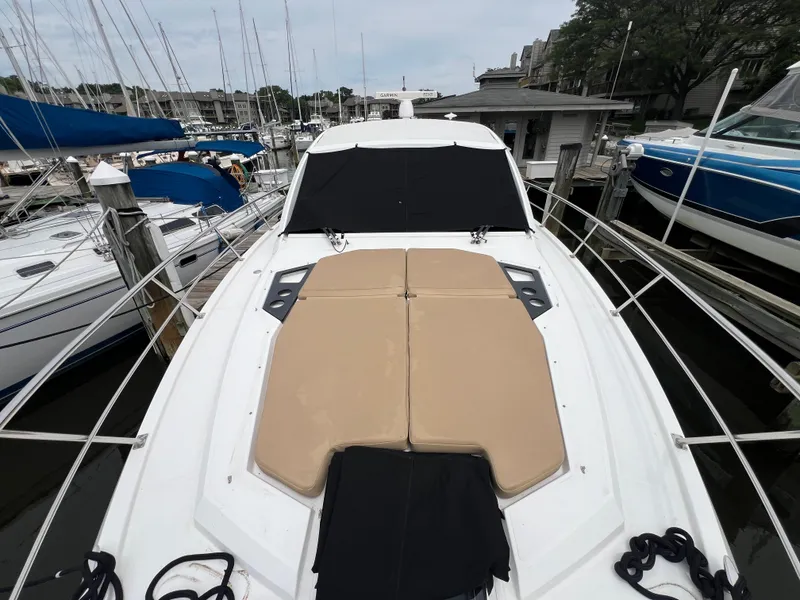 Slide: The Image of Cruisers 39 Express Coupe 2017 - 30