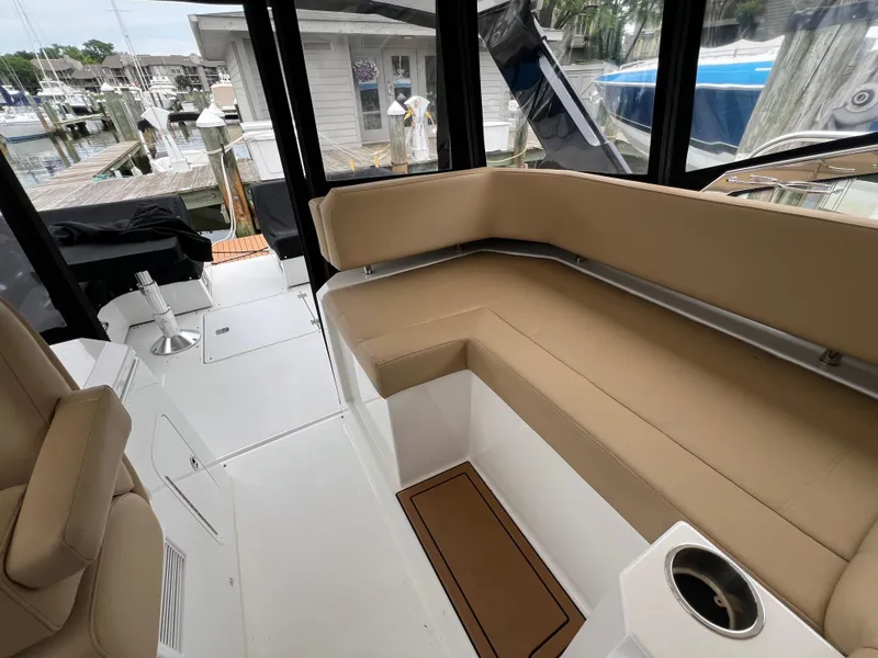 Slide: The Image of Cruisers 39 Express Coupe 2017 - 49