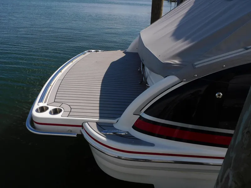 Slide: The Image of Formula Bowrider 310 2018 - 22