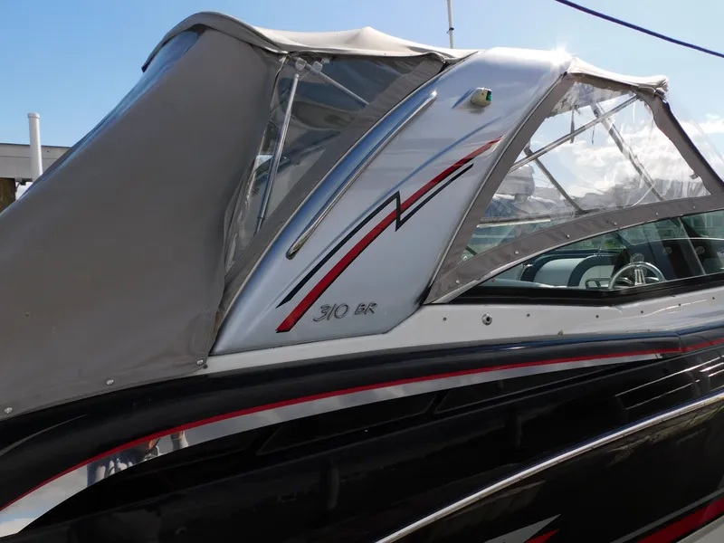 Slide: The Image of Formula Bowrider 310 2018 - 24