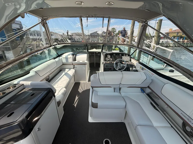 Slide: The Image of Formula Bowrider 310 2018 - 26