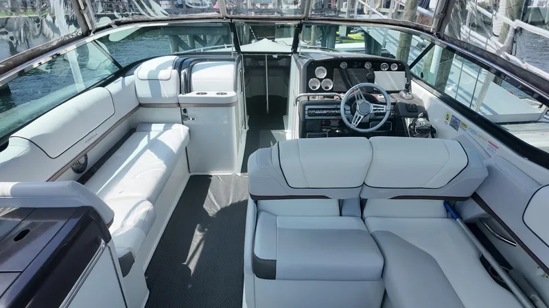 Slide: The Image of Formula Bowrider 310 2018 - 27