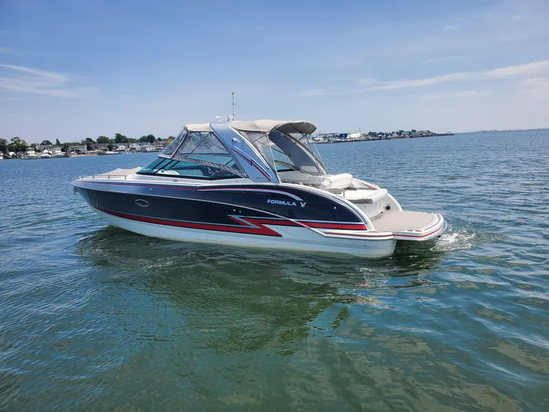 Slide: The Image of Formula Bowrider 310 2018 - 3