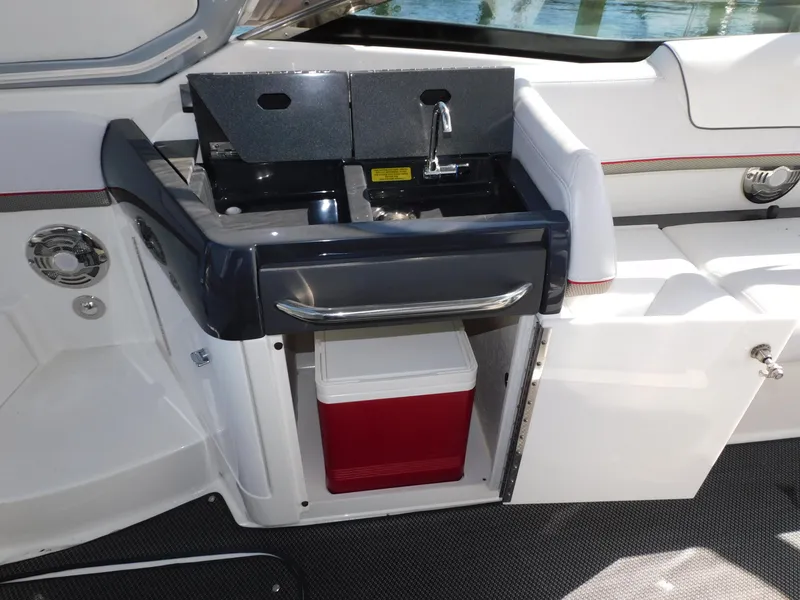 Slide: The Image of Formula Bowrider 310 2018 - 36