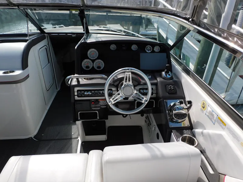 Slide: The Image of Formula Bowrider 310 2018 - 45