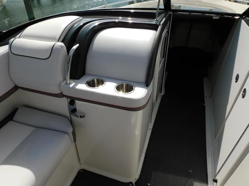 Slide: The Image of Formula Bowrider 310 2018 - 62