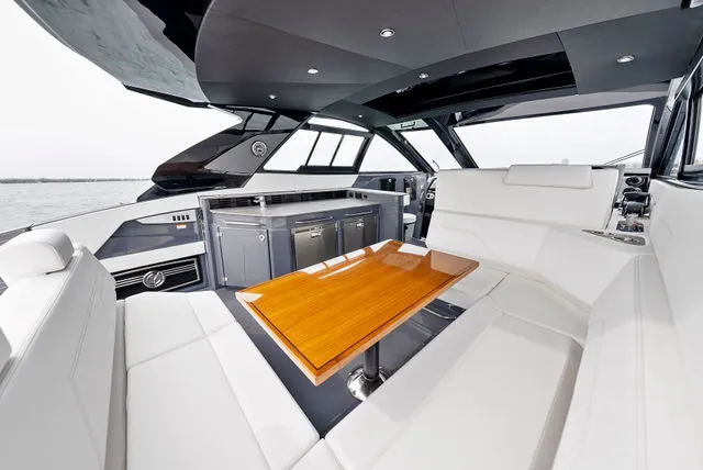 Slide: The Image of Cruisers 42 GLS OB 2023 - 26
