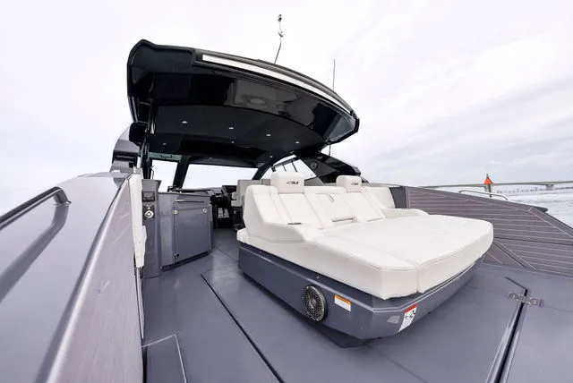 Slide: The Image of Cruisers 42 GLS OB 2023 - 29