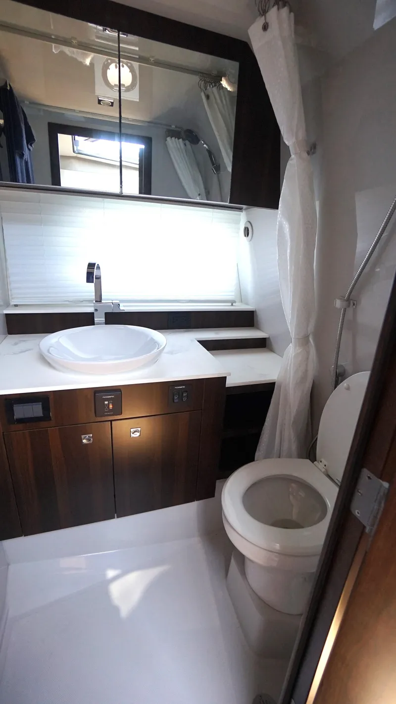 Slide: The Image of Lower Deck Head - 18