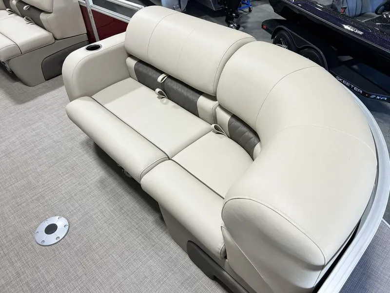 Slide: The Image of 2025 Sun Tracker PARTY BARGE® 22 RF DLX beige seating, luxurious and spacious design. - 4