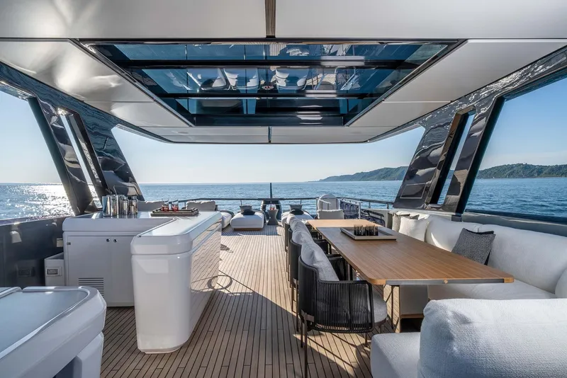 Slide: The Image of Ferretti 940 2026 - 8