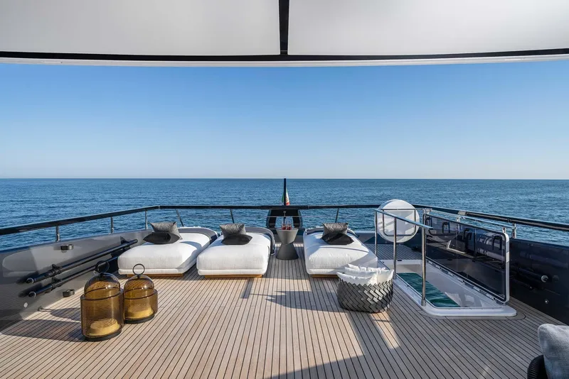 Slide: The Image of Ferretti 940 2026 - 9