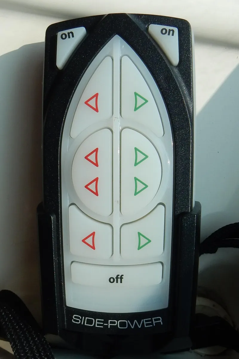 Slide: The Image of Remote control for Side-Power thruster on 1997 Sea Ray 450 yacht. - 41