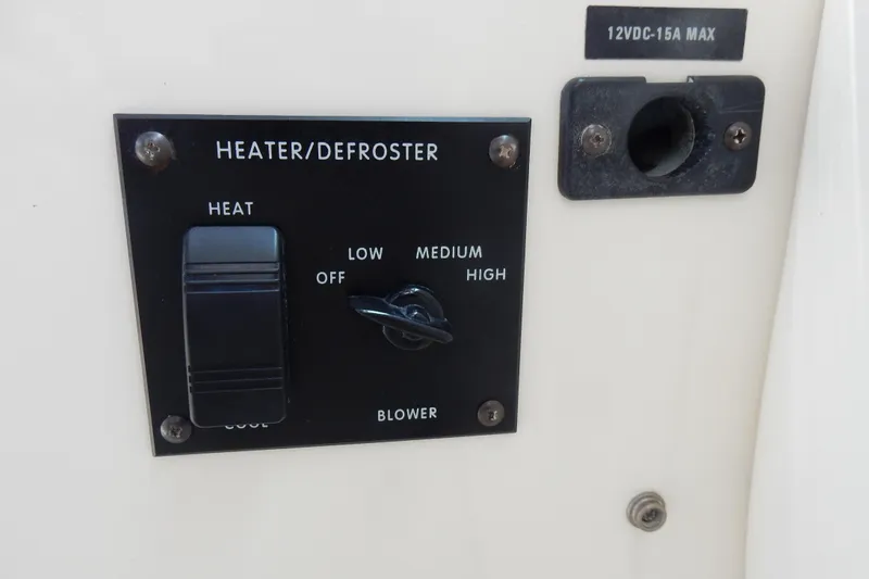 Slide: The Image of Sea Ray 450 Sundancer 1997 - 57