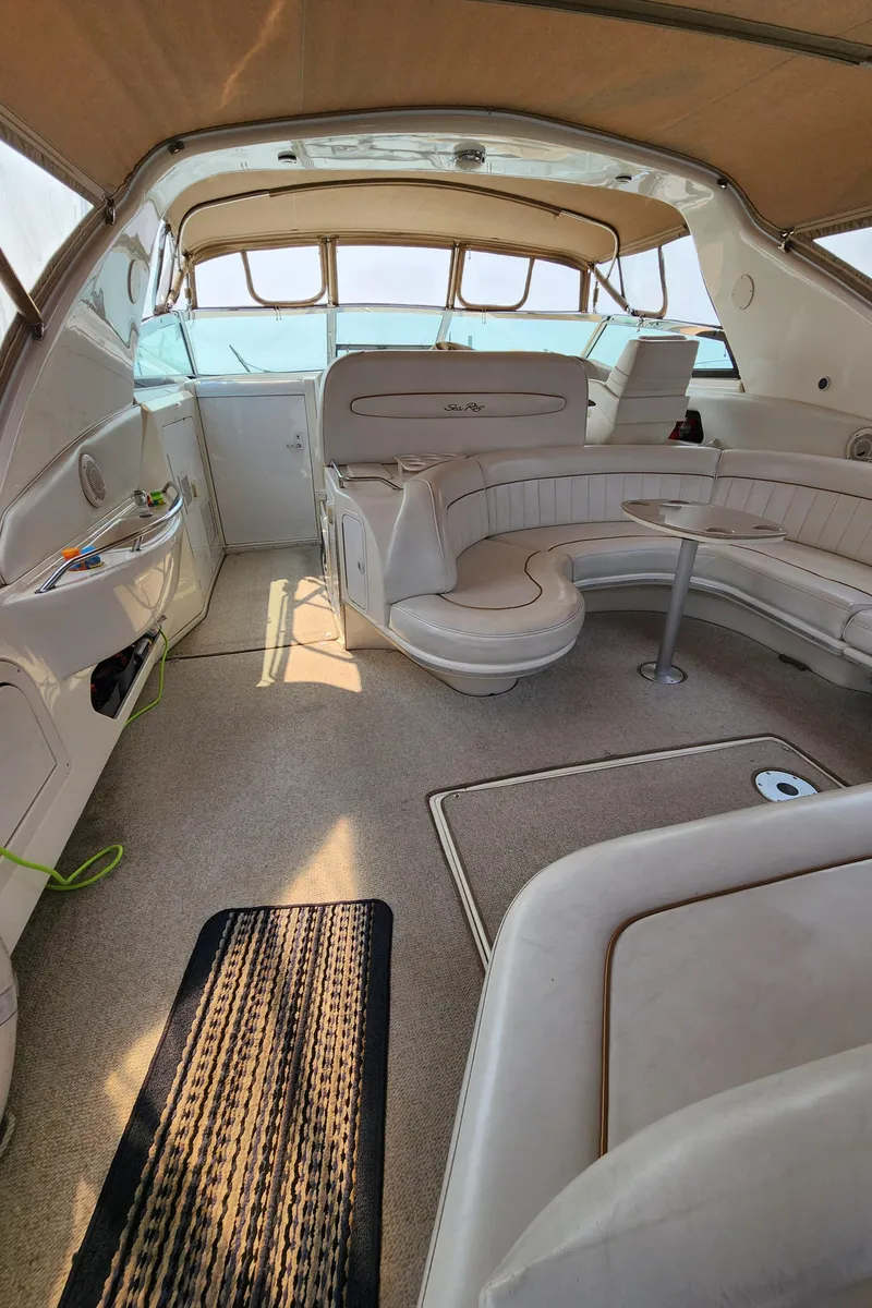Slide: The Image of Sea Ray 450 Sundancer 1997 - 70