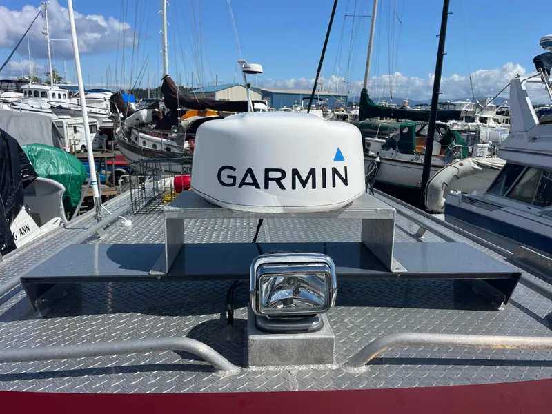 Slide: The Image of 2018 Duckworth 28 Offshore boat with Garmin radar at marina. - 17