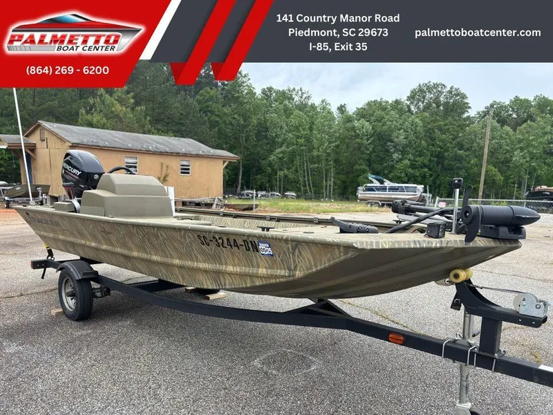 Slide: The Image of 2020 Tracker GRIZZLY® 1648 SC boat on trailer at Palmetto Boat Center, Piedmont, SC. - 12