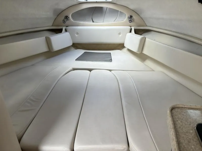 Slide: The Image of Regal 2465 Commadore 2005 - 22