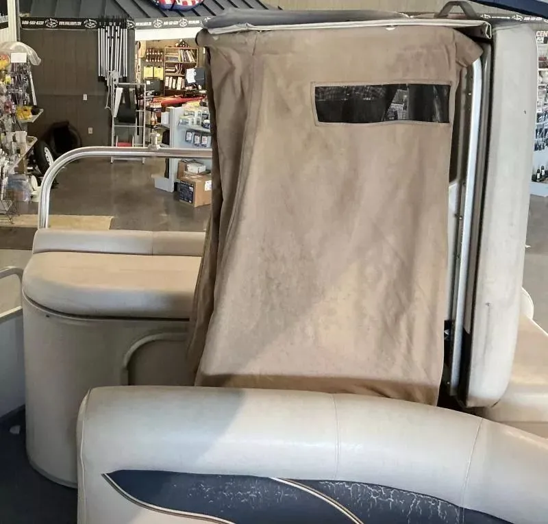 Slide: The Image of Premier RE 250 2T 2006 - 14