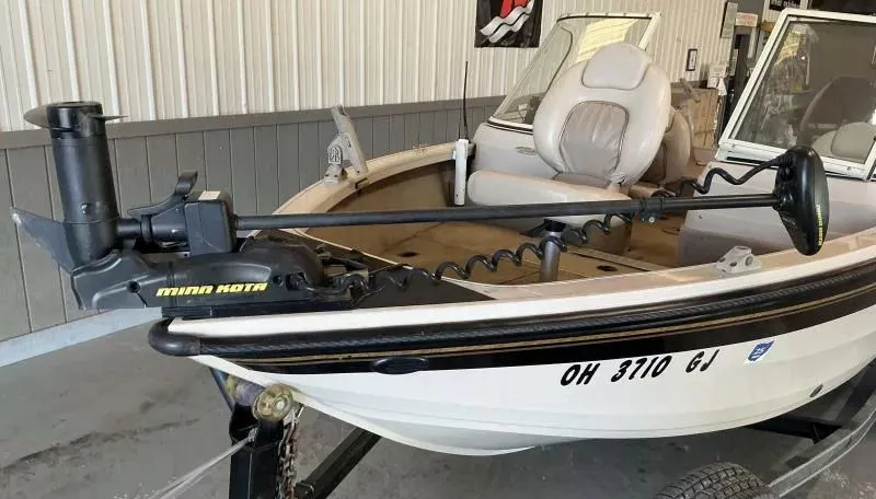 Slide: The Image of Crestliner Super Hawk 1800 2002 - 9