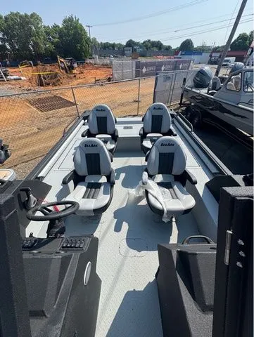 SeaArk 26 Easy Cat - Yamaha 300 2026 - Marine Source