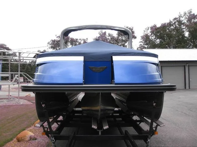 Slide: The Image of Bennington 27 QXSBWA X2 2024 - 10