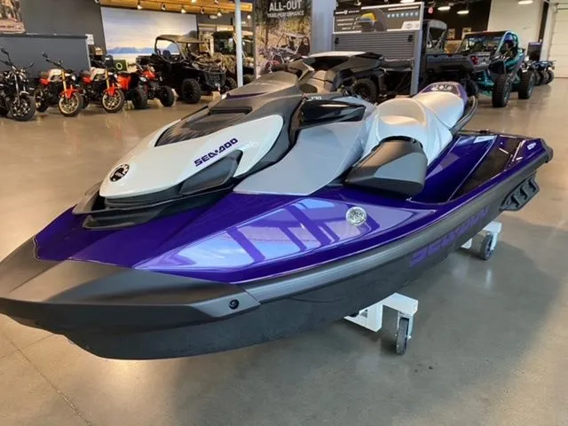 Slide: The Image of Sea-Doo GTI 2025 - 4