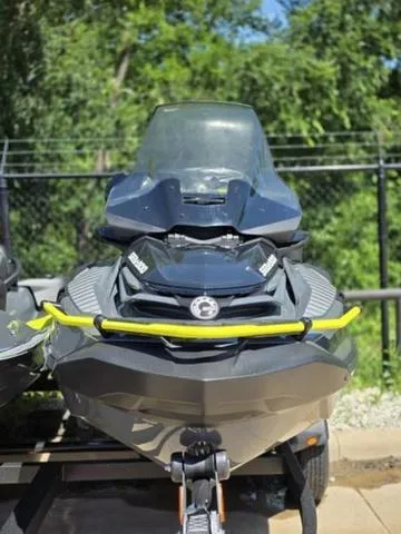 Slide: The Image of Sea-Doo Explorer Pro 2025 - 3
