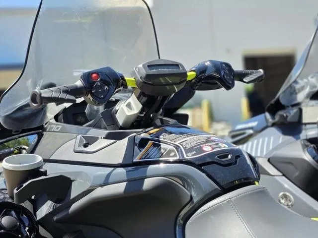 Slide: The Image of Sea-Doo Explorer Pro 2025 - 8